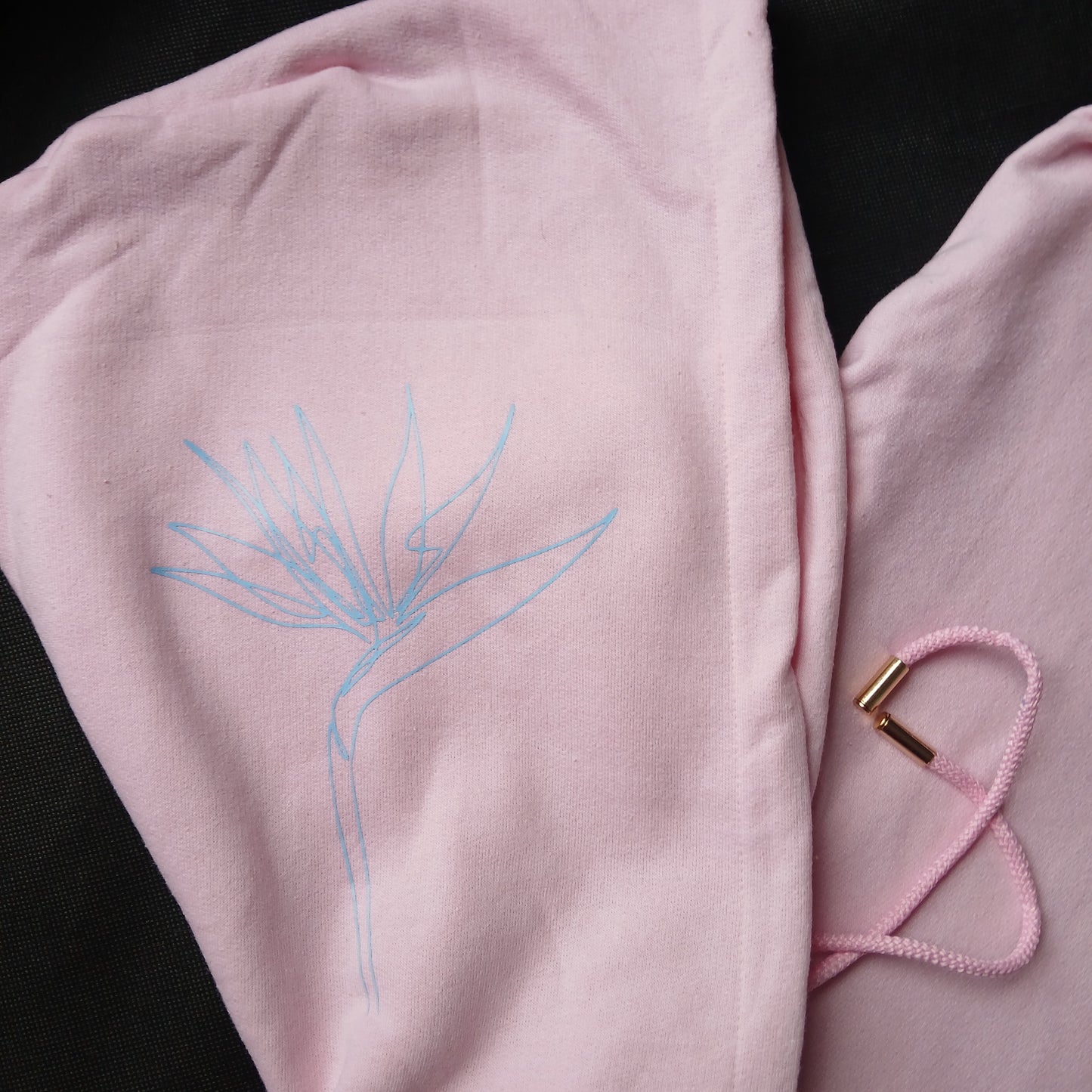 Pink hooded sweatshirt, with birds of paradise XL